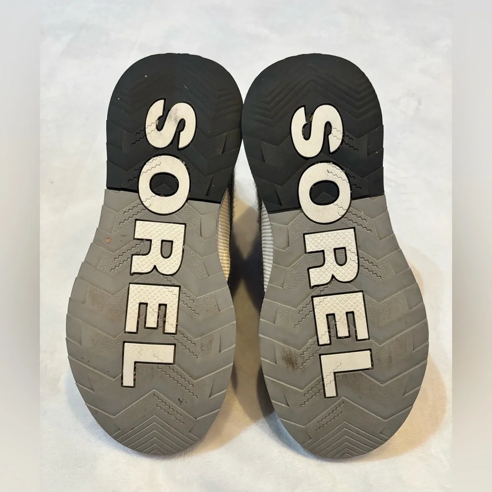 SOREL Boots Youth Out 'N About Classic Waterproof Gray Black Pink Size Y5